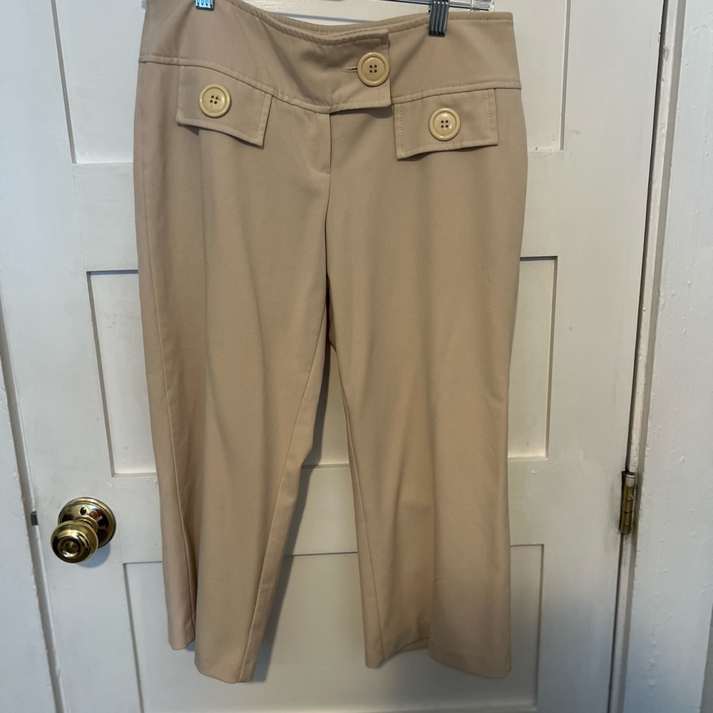 Studio Y Tan Women's Capris with Button Detail